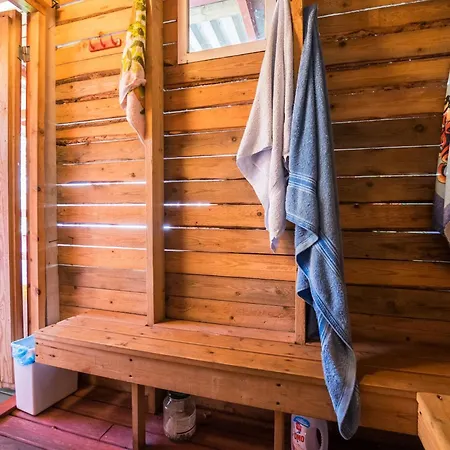 Suopursu 4 By Interhome Savia