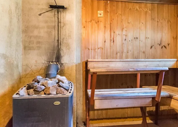 Suopursu 4 By Interhome Savia